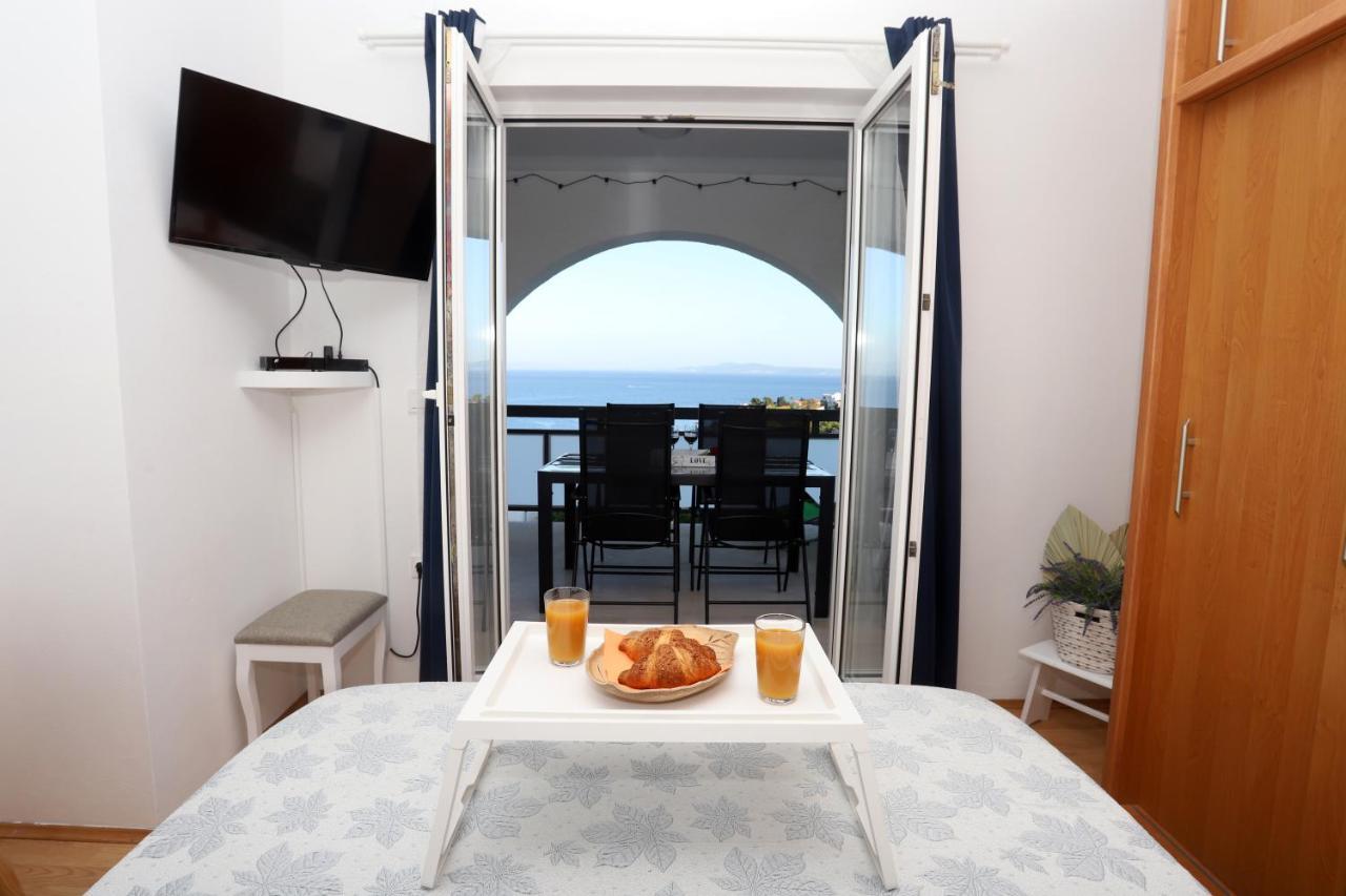 Apartment Relaxing Sea View, Okrug Gornji Exterior photo